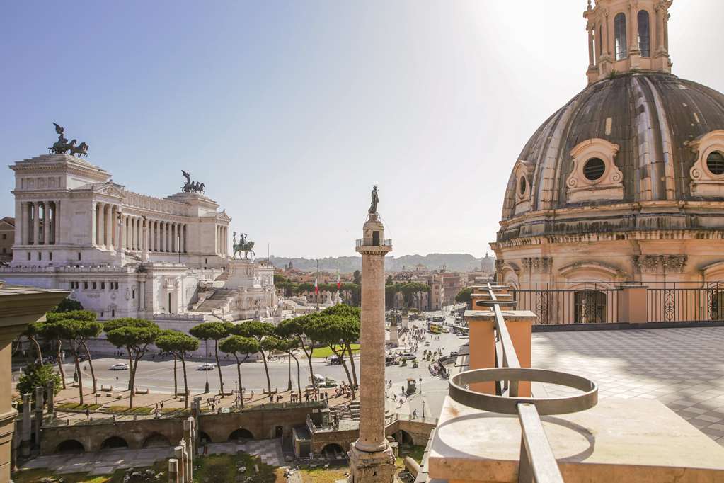Hotel Nh Collection Roma Fori Imperiali Servicios foto The column of Marcus Aurelius